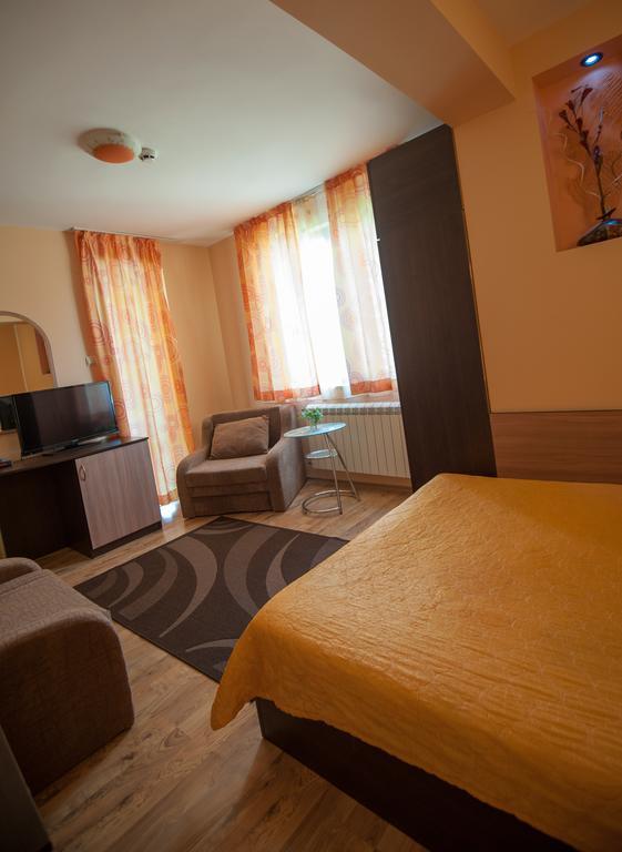 Guest House Lidia 치고프 차르크 외부 사진